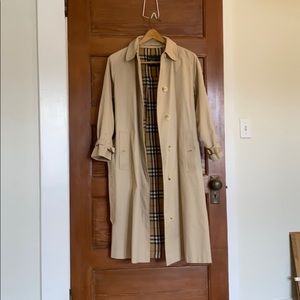Burberry Trench